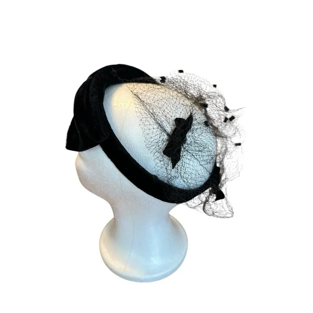 Vintage 1950s 1960s Black Velvet Bow Bandeau Cocktail Hat Veil Unmarked‎